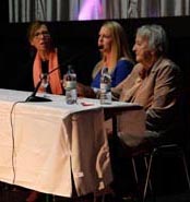 Regisseurin Sigrid Abel mit den Krimi-Autorinnen Silke Ziegler und Ingrid Noll